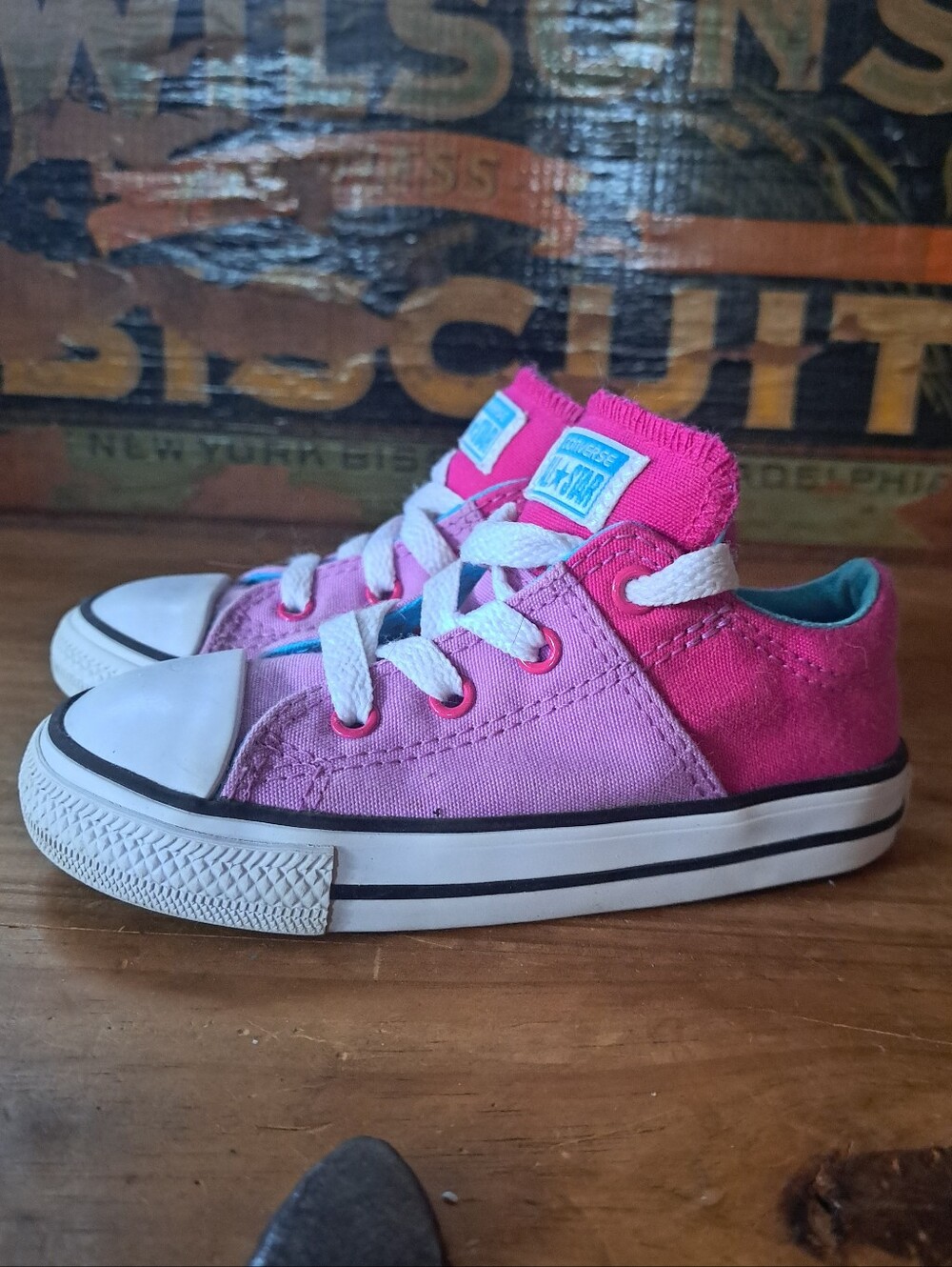 Converse Chuck Taylor All Star Low-Top Sneakers Toddler 8 Two Tone Pink Purple